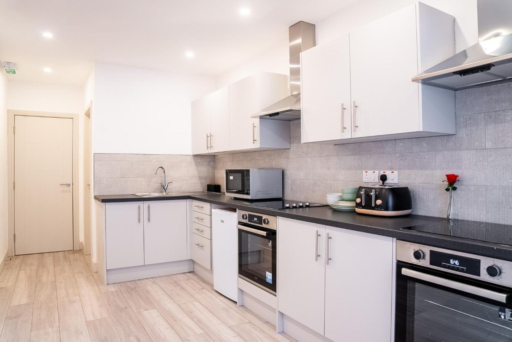 Luxury Studio Apartment In Sutton, London Σάτον Εξωτερικό φωτογραφία