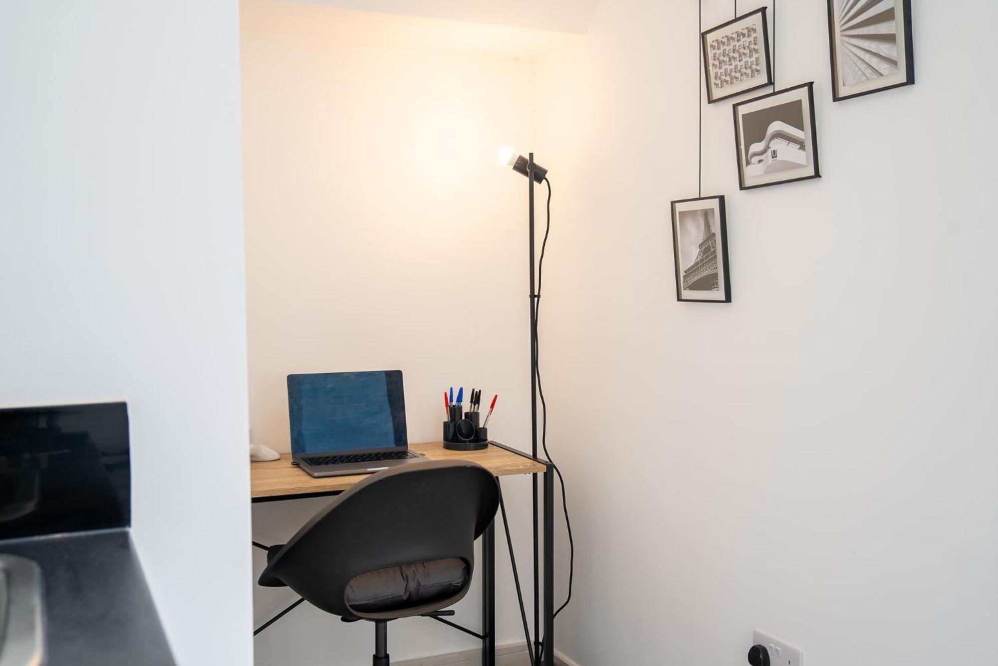 Luxury Studio Apartment In Sutton, London Σάτον Εξωτερικό φωτογραφία