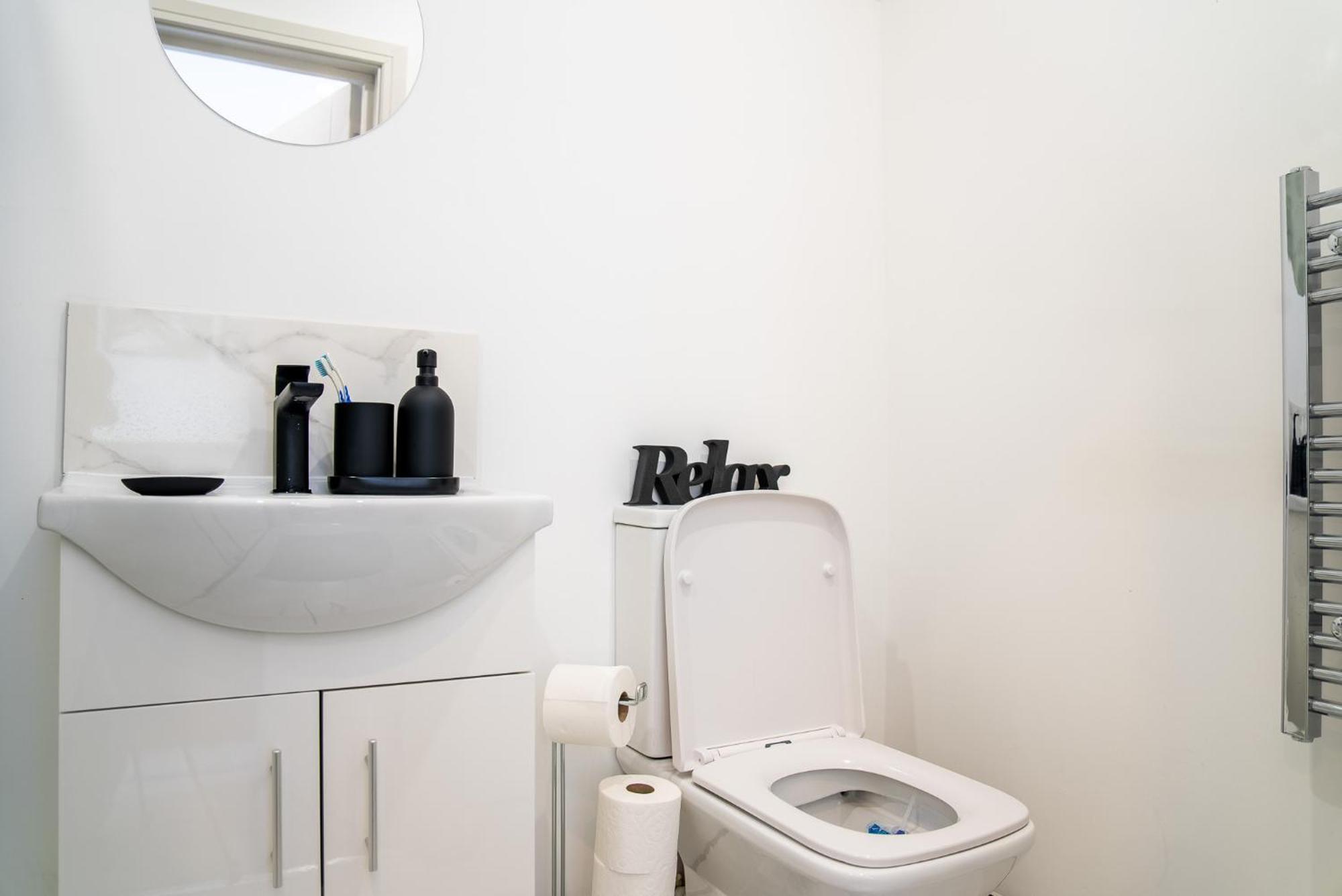 Luxury Studio Apartment In Sutton, London Σάτον Εξωτερικό φωτογραφία